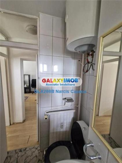 Apartament cu 2 camere semidecomandat, mobilat în P-ța Victoriei
