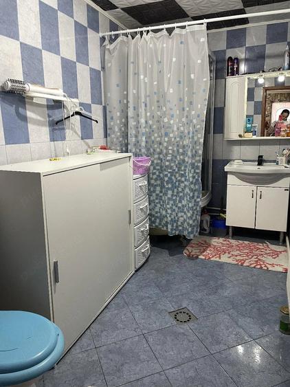 Casă cu 3 camere cu Teren 350 Mp în Central