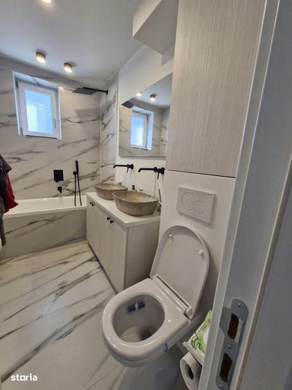 Apartament cu 2 camere semidecomandat în Calea București