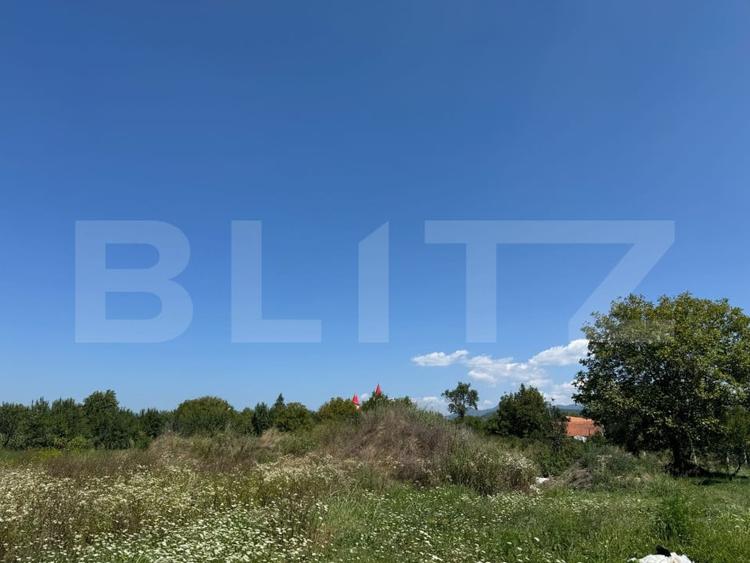 Teren Construcții intravilan de 1800 mp, în Central