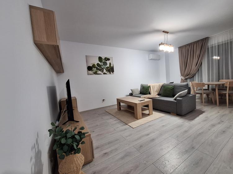 Apartament cu 2 camere decomandat, mobilat în Aradului