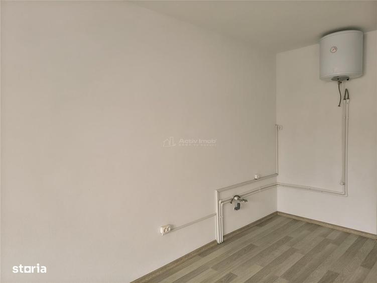 Apartament cu 5 camere în Mârșa