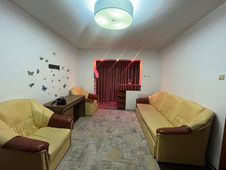 Apartament cu 2 camere semidecomandat în Exterior Vest