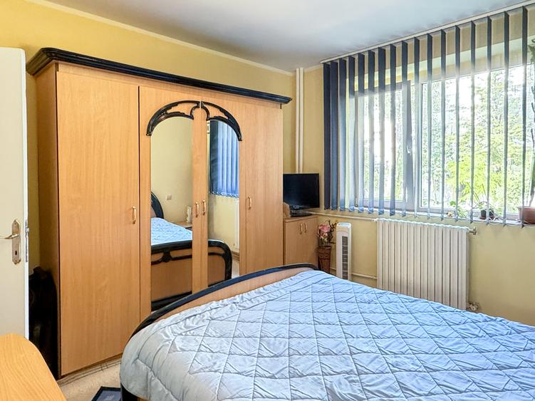 Apartament cu 2 camere semidecomandat în Tomis II