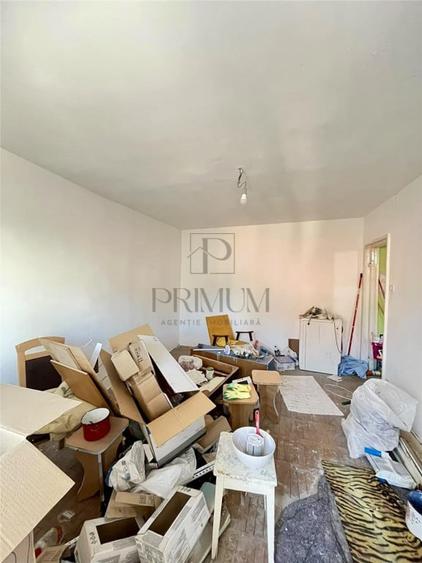 Sagului, apartament 2 camere, decomandat, etaj 1, bloc izola - 2
