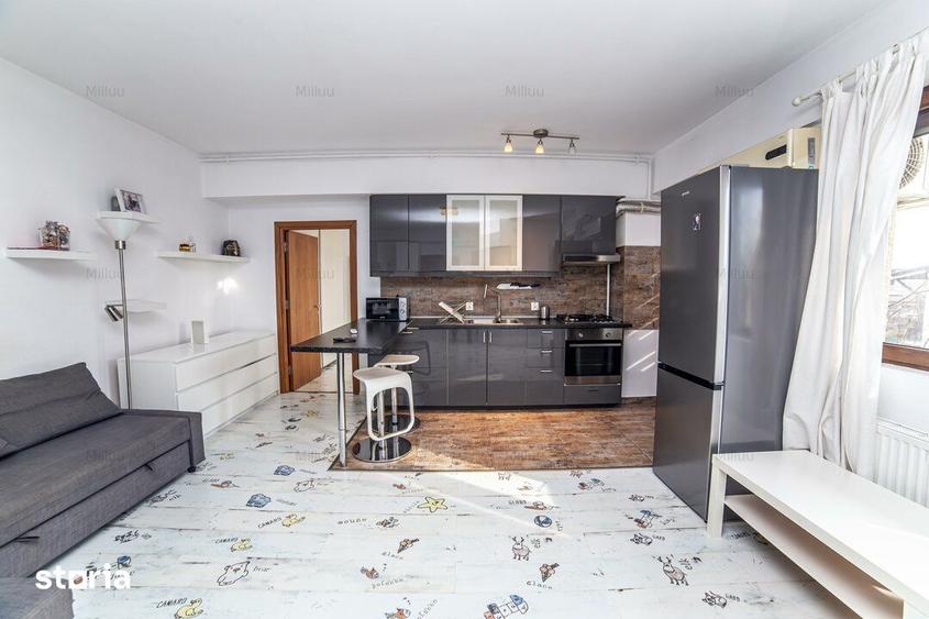 Apartament cu 3 camere semidecomandat, mobilat în Dămăroaia