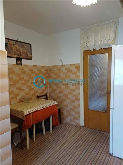 Apartament cu 3 camere decomandat în Ultracentral