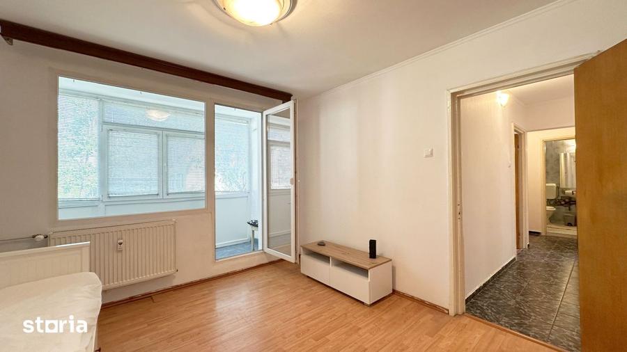 Apartament cu 4 camere decomandat, mobilat în Drumul Taberei