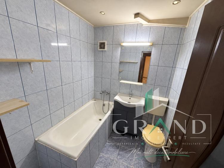 Apartament cu 3 camere decomandat, mobilat în Mănăștur