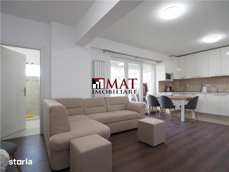Apartament cu 4 camere semidecomandat în Între Lacuri