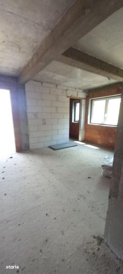Apartamente noi, cu scara interioara, in Zalau (22Decembrie). - 2