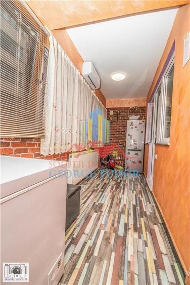 Apartament cu 2 camere semidecomandat în Roșu