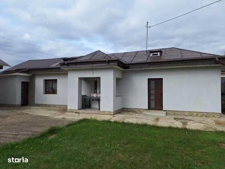 Casă cu 4 camere în Central