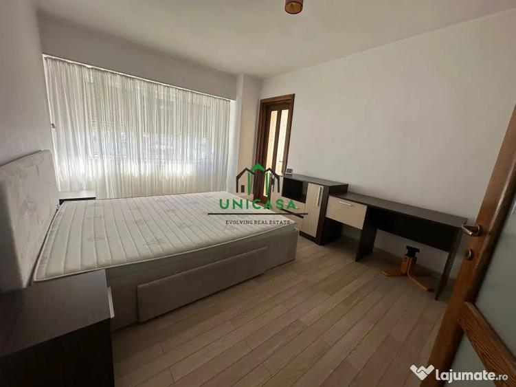 Apartament cu 3 camere decomandat în Ostroveni