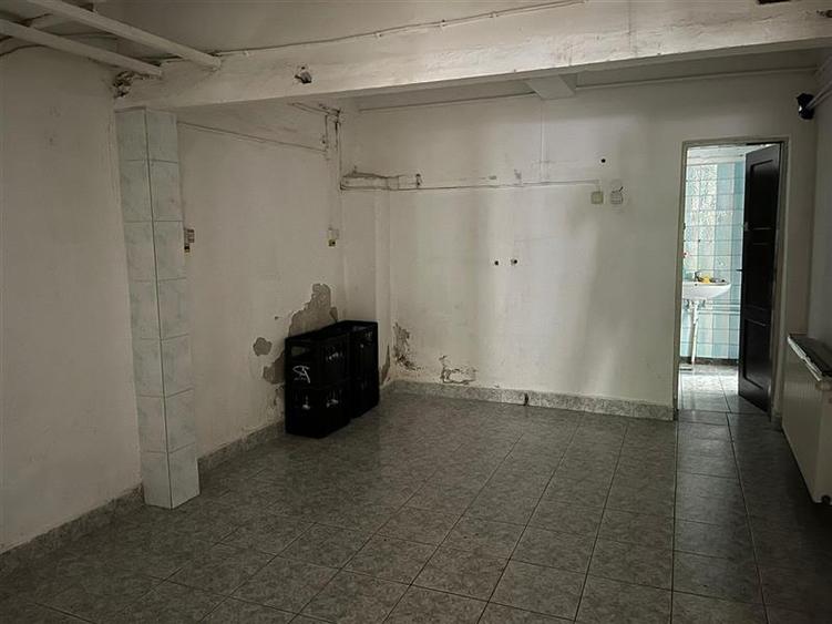 Spațiu comercial, de 120 mp, în Aleea Carpați