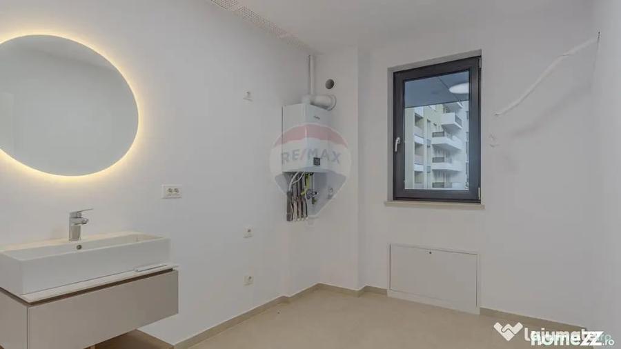 Apartament cu 9 camere decomandat în Astra