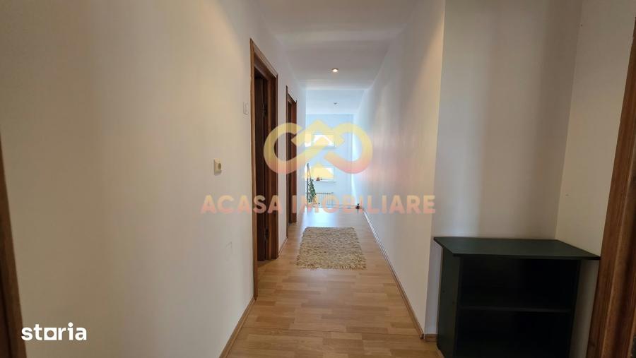Casă cu 7 camere cu Teren 400 Mp în Tătărași