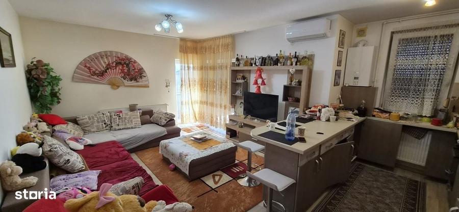 Apartament cu 3 camere în Giroc