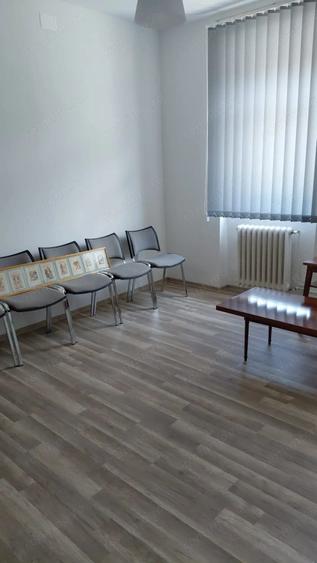 Casă cu 3 camere în Cetății