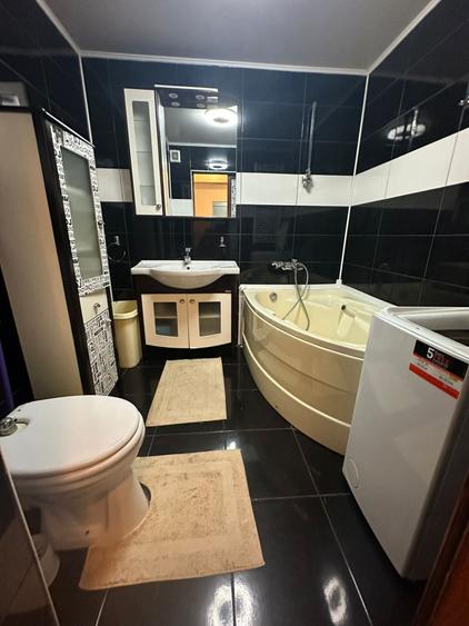 Apartament cu 2 camere semidecomandat, mobilat în Calea Galați