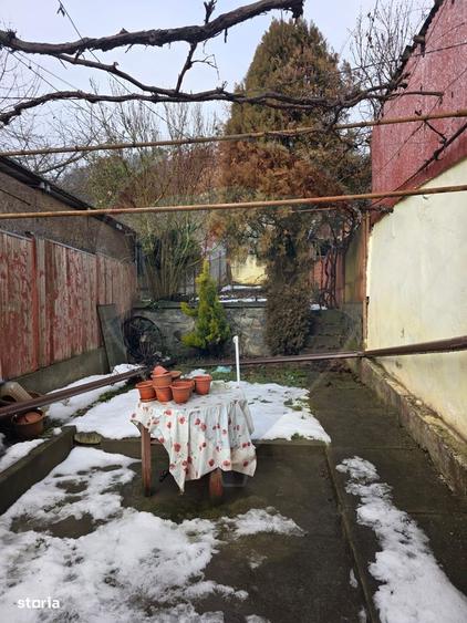 Casa de vanzare, curte proprie -Medias, str. Stadionului - 3