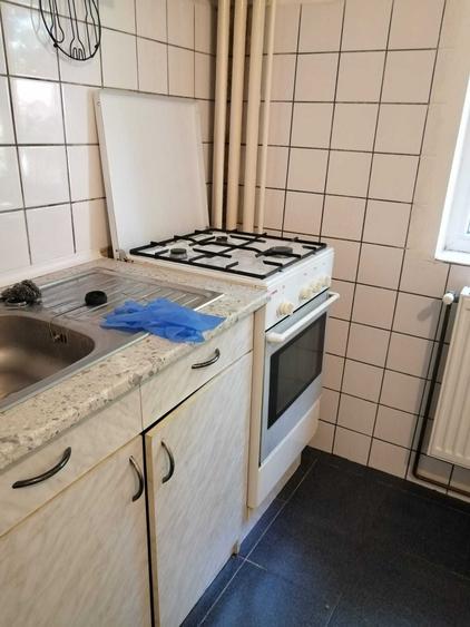Apartament cu 2 camere decomandat în Spitalul Județean