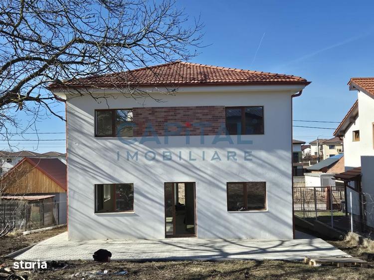 Casă cu 5 camere cu Teren 700 Mp în Apahida