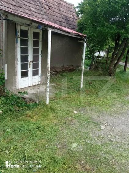 Casă cu 2 camere cu Teren 1018 Mp în Bădeni