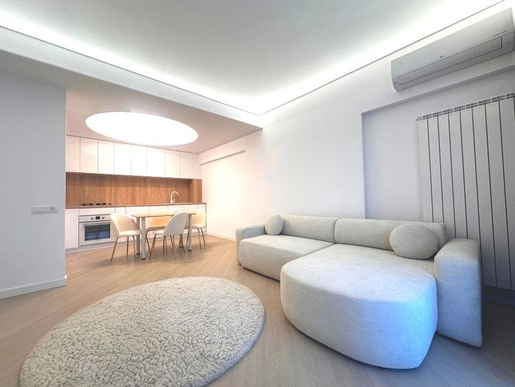 Apartament cu 3 camere semidecomandat, mobilat în Pipera — fotografia 1