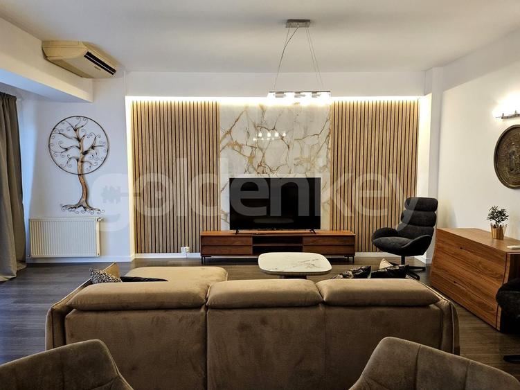 Apartament cu 4 camere decomandat, mobilat în Herăstrău