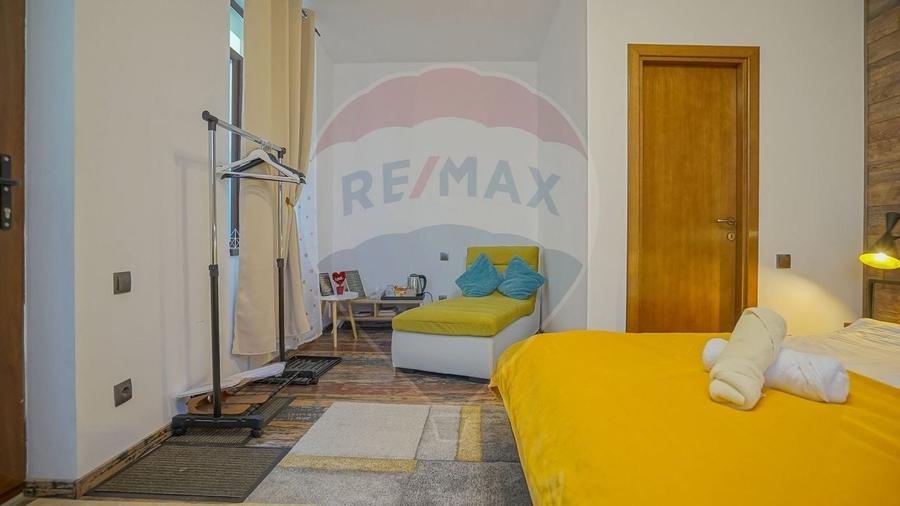 Casă individuală cu 6 camere cu Teren 147 Mp în Centrul Istoric