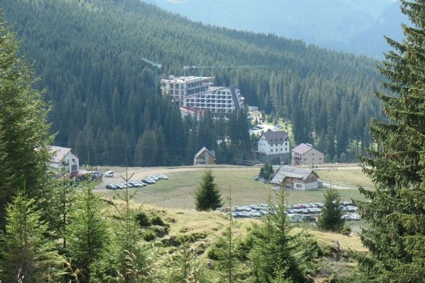 Spațiu comercial, în Moroeni