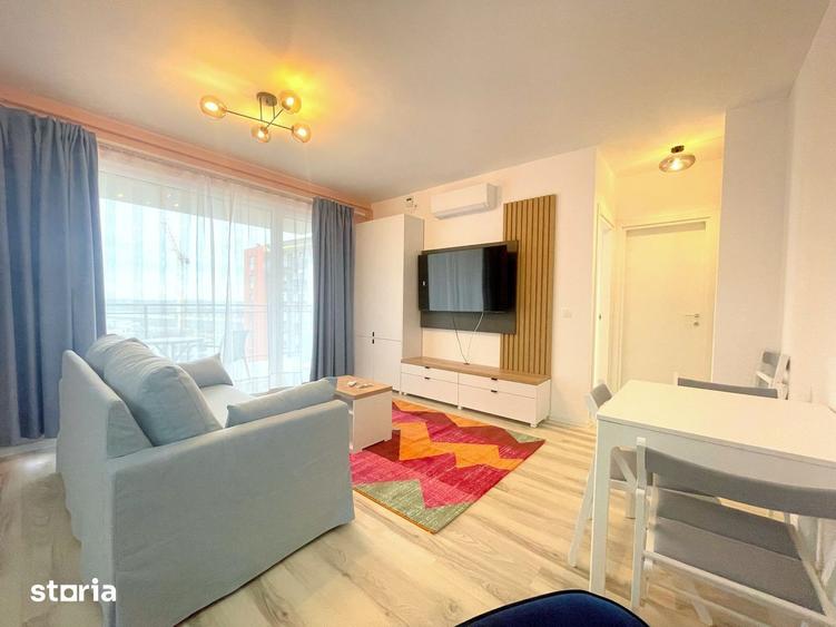 Apartament cu 3 camere, mobilat în Lipovei