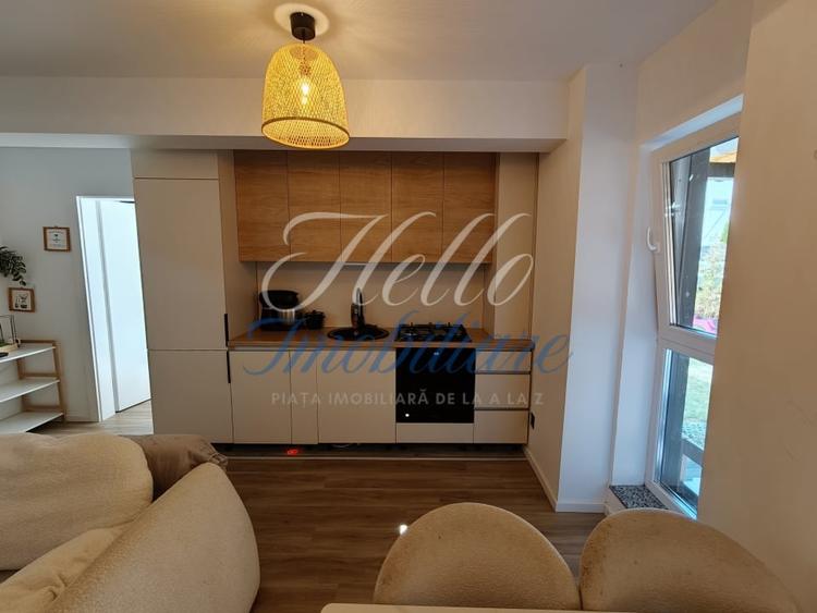 Apartament cu 2 camere semidecomandat, mobilat în Florești