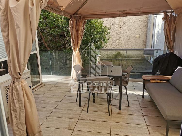 Apartament cu 5 camere semidecomandat în Bălcescu