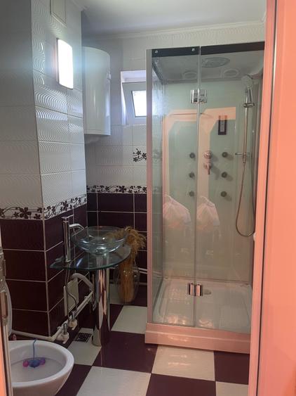 Apartament cu 3 camere decomandat în Nord