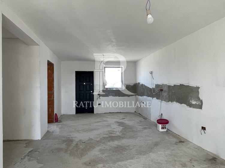 Casă individuală cu 3 camere cu Canalizare în Nojorid