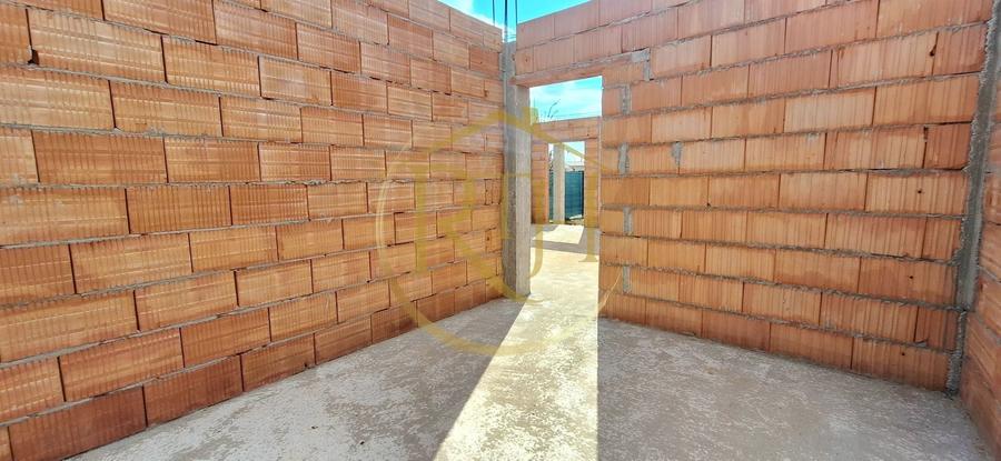 Duplex cu 3 camere cu Canalizare în Giroc