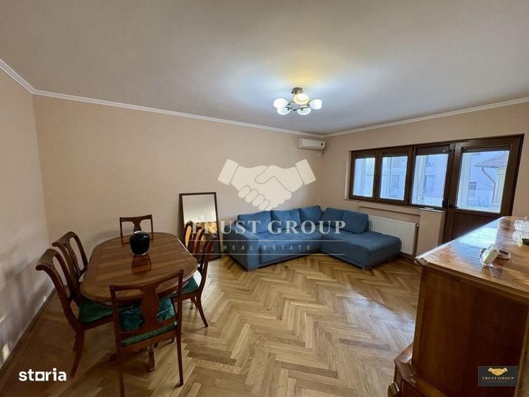 Apartament cu 3 camere decomandat în Domenii