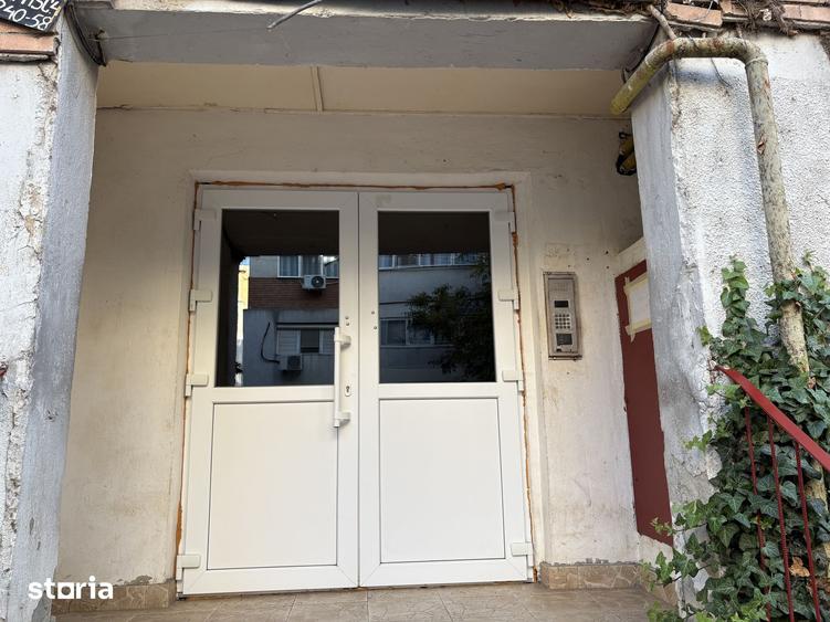 Apartament cu 2 camere decomandat în Exterior Vest