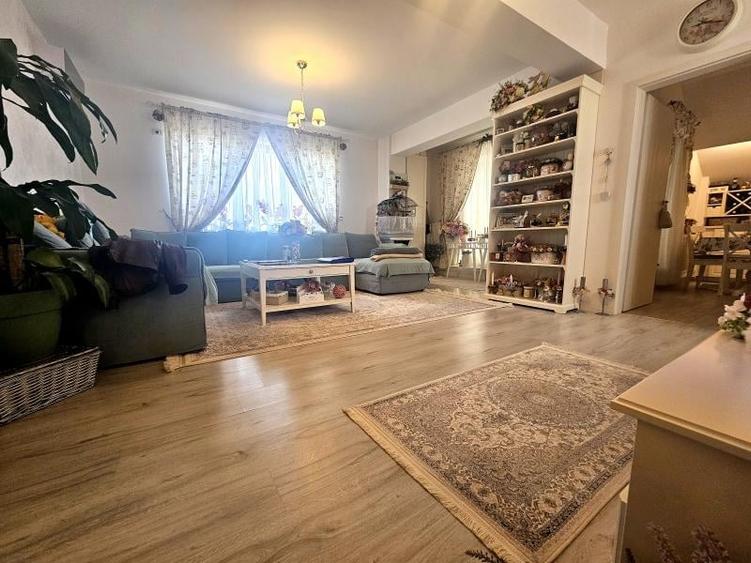 Apartament cu 3 camere decomandat, mobilat în Chitila