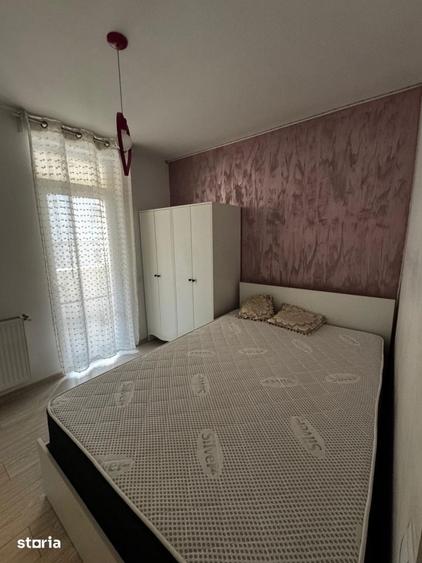 Apartament cu 3 camere în Mărășești