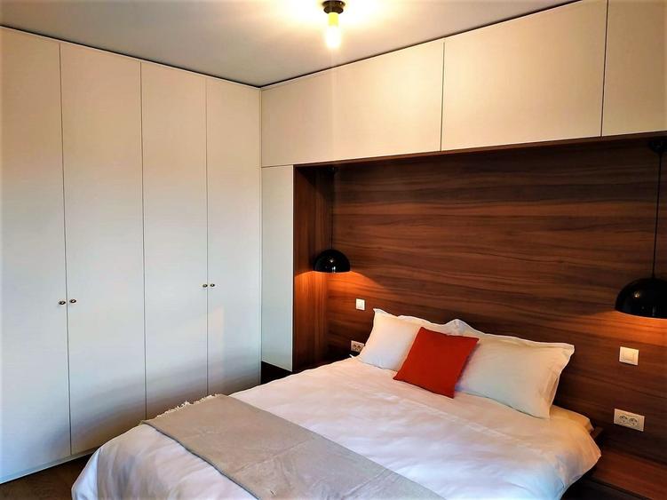 Apartament cu 2 camere semidecomandat, mobilat în Victoriei