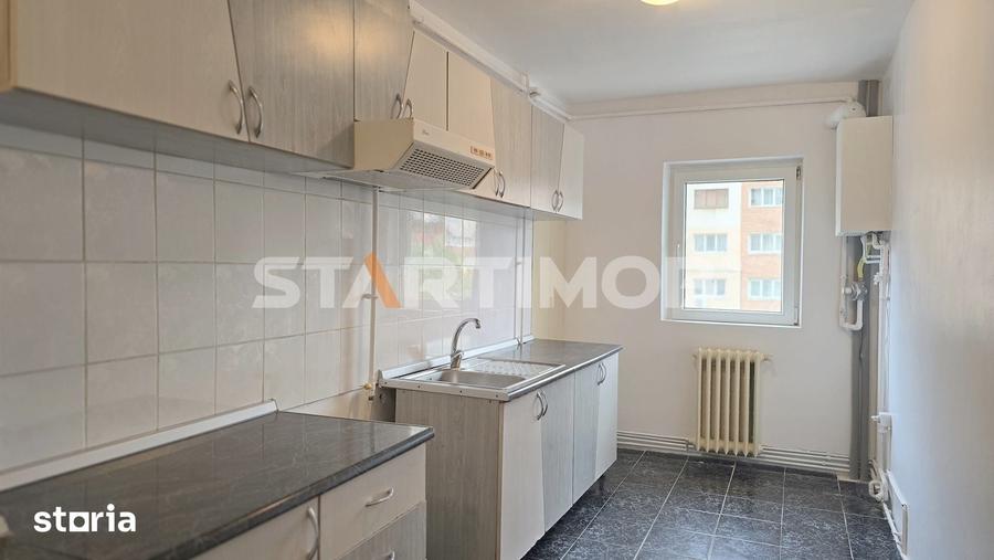 Apartament cu 2 camere decomandat în Valea Cetății