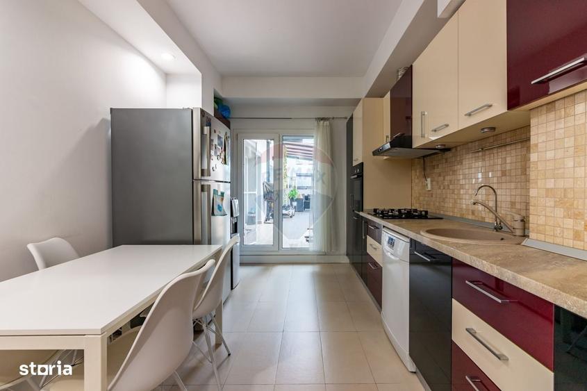 Apartament cu 4 camere de vanzare in Cosmopolis, parcare, terasa 50 mp - 11