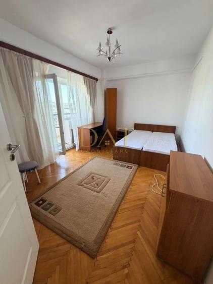 Apartament cu 2 camere, mobilat în Central