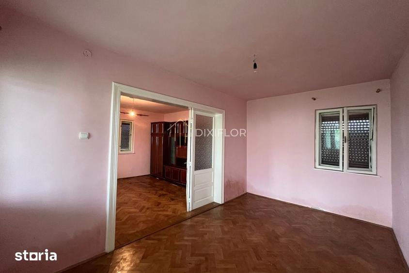 Casă cu 3 camere cu Teren 2000 Mp în Șieu