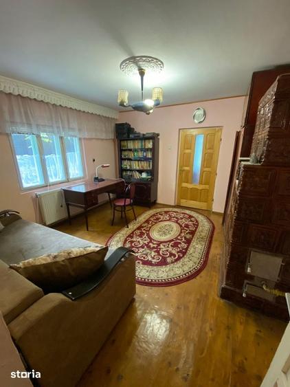 Casă cu 3 camere cu Teren 456 Mp în Central