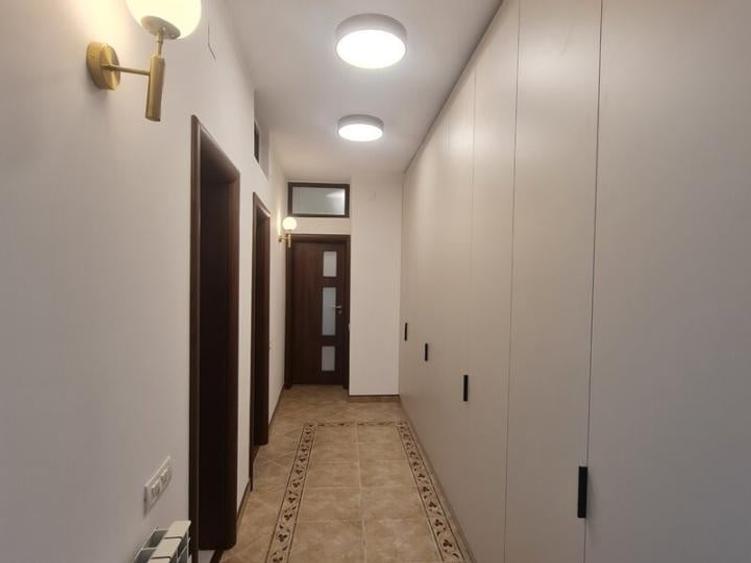 Birou, de 140 mp, în Herăstrău