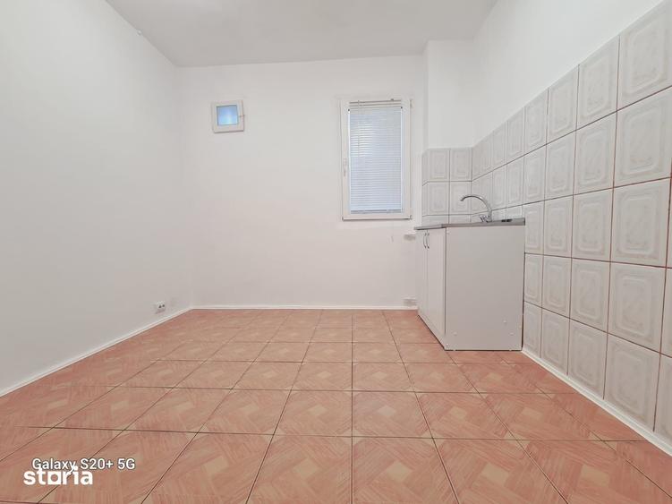Apartament cu 2 camere semidecomandat în Brazda lui Novac